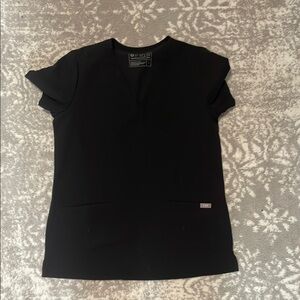 FIGS Casma 3 Pocket Black Women's Top